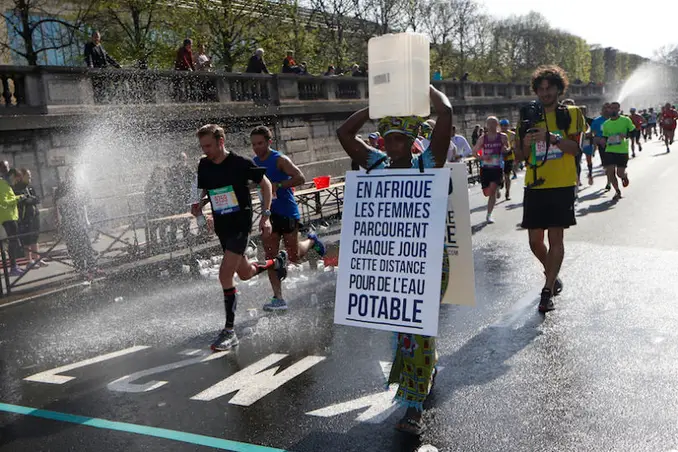 Siabatou Sanneh coureuse du marathon de Paris pour Water of africa