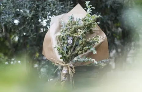 La livraison de bouquet floral de cannabis en Californie